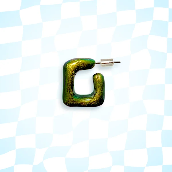 Chameleon Green Huggy Earring (Single)